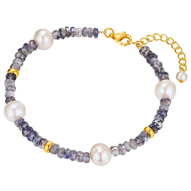 Jewelry with an extraordinary and yet stylish mix of materials should not be missing in any jewelry box - like this modern bracelet of the Valero Pearl label. High-quality freshwater breeding breeds are processed in a strand made of faceted kyanite. The pearls are selected according to the shape, luster and a flawless pearl mutual surface. The enchanting bracelet is closed with a comfortable carabiner made of yellow -gold sterling silver - for quick and easy attachment. Tip: Set pearl jewelry separately from other jewelry to avoid scratches on the surface!
