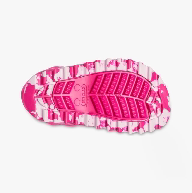 Crocs Crocs 207684-6X0 CLASSIC NEO PUFF Kids Boots Candy Pink

 Upper Material: Textile

Lining Material: Polyester

Sole Material: Rubber/EVA

Closure/Fastening: Pull-On

Features: Warm Lining,Comfort

Shoe Width: Relaxed

Item Weight: 1 KG

Heel Height: Flat (Under 2.5cm)

Boot Style: Snow Boots
Product Code: 207684-6X0