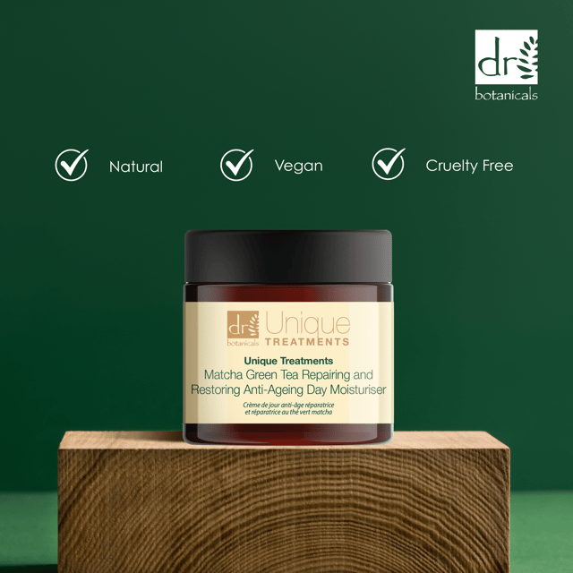 Dr Botanicals Unique Treatments Matcha Green Tea Repairing & Restoring Anti-Ageing Day Moisturiser 60ml Dr Botanicals Unique Treatments Matcha Green Tea Repairing And Restoring Anti-Ageing Day Moisturiser is a clean beauty formula that combines the power of matcha green tea, aloe vera, and botanical extracts to hydrate and repair the skin. This organic and natural moisturiser brightens the complexion, smooths texture, and enhances the skin's natural barrier for a healthy and radiant glow. Its lightweight and non-greasy formula is perfect for daily use, leaving the skin dewy, plumped, and protected.