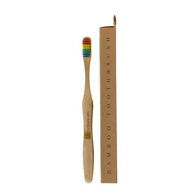 Dr Botanicals ofrece el cepillo de dientes de bambú Rainbow, ecológico y como una alternativa sostenible a los cepillos de plástico. Con cerdas de dureza media recomendadas por dentistas, limpia eficazmente los dientes mientras minimiza el daño. Haz un impacto positivo en el medio ambiente con este cepillo de dientes bien hecho y sólido que busca reducir el impacto de los residuos.
