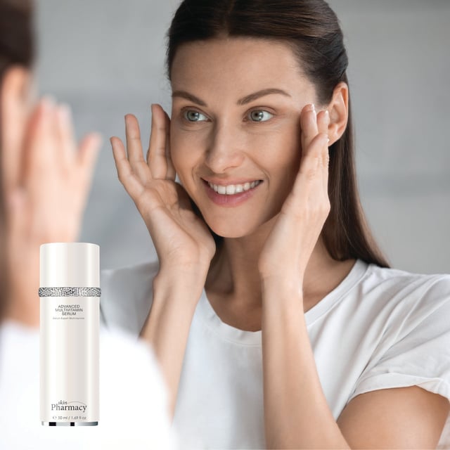 Presentamos nuestro Suero Multivitamínico Avanzado, una fórmula poderosa que hidrata y humecta profundamente la piel mientras la protege del estrés ambiental. Enriquecido con Vitamina C para un cutis más brillante y Vitamina E para combatir el daño de los radicales libres, este producto de cuidado de la piel libre de crueldad ofrece resultados reales para quienes tienen piel sensible o dañada, dejándote con un brillo radiante y confianza.