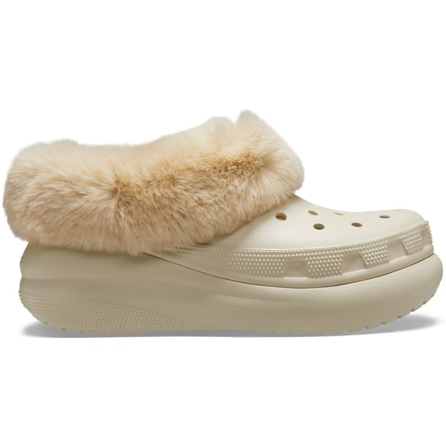 Discover unparalleled comfort in these shoes. The fully-molded Croslite™ upper ensures a lightweight yet durable construction. With a faux-shearling lined interior and collar, you'll enjoy added warmth and comfort. The pivoting heel straps provide a secure fit, and these shoes feature a unique 2-inch / 5.2cm height, measured from the floor to the heel rest. Jibbitz™ holes makes it easy to personalise.