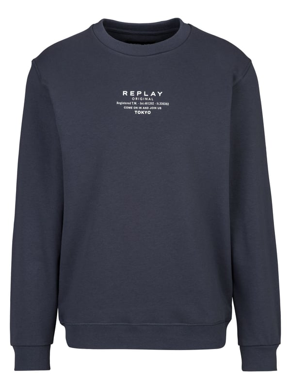 Das Replay Sweatshirt bietet einen lässigen, modernen Look und höchsten Komfort. Mit seinem weichen Material und dem klassischen Design ist es ideal für entspannte Tage oder sportliche Aktivitäten. Vielseitig kombinierbar, sorgt es für einen coolen und bequemen Stil.