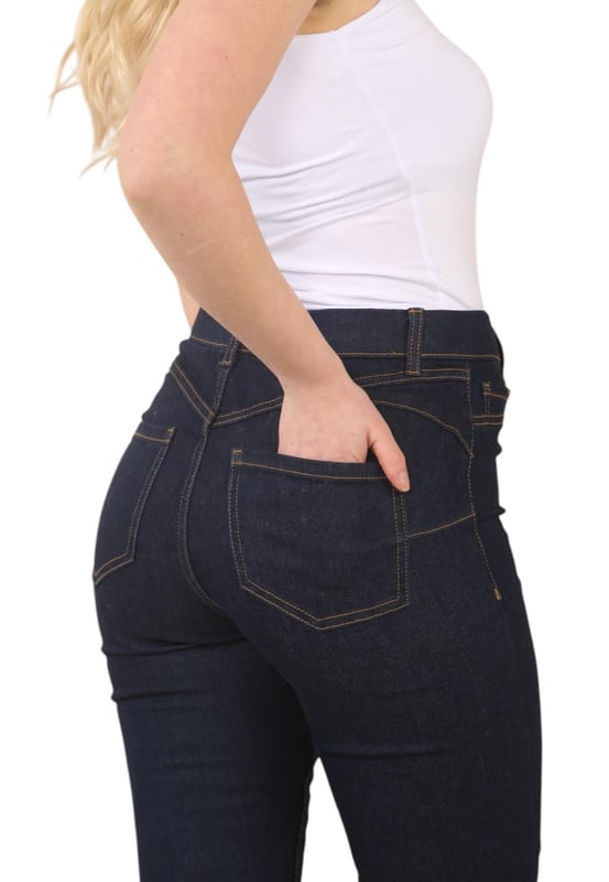 New Look Womens Super Skinny Jeggings. - -. 2 Back Pockets, Featuring Stretch for Comfort. - - . Just Pull Them on and You’re Good to Go. - -. These Jeggings are Prefect for Weather Lounging Around the House or Wearing Them Under a Long Line Shirt for a Day Out. - -. These Jeggings are ex New Look branded, so tags and labels have been removed but rest assured the product branding is still visible and the high New Look quality remains. - -. Inside Leg Length Indigo 28 Inches, Blue 29 Inches.