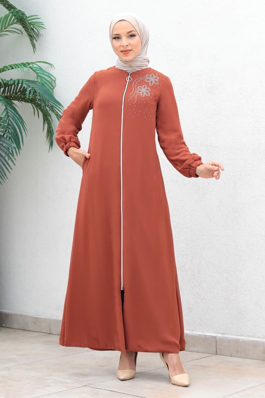 Stoffmerkmal: Hergestellt aus Chiffon-Stoff.Produktmerkmal: Es handelt sich um ein Produkt der neuen Saison und hat ein Innenfutter. Es ist ein formelles Mantelmodell. Es hat einen vorderen Reißverschluss, der verwendet werden kann. Die Tasche hat einen Reißverschluss. Die Manschetten sind elastisch. Die Steine sind aufgeklebt. Aufgrund von Konzeptaufnahmen kann es zu leichten Farbunterschieden des Produkts kommen. Das Model trägt Größe 38. Größe 38 Formeller Mantel Maße: Produktl