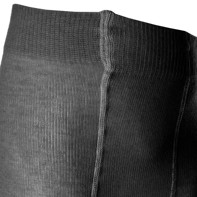 El Leotardo para Bebés de Algodón Stretch Super Fit es un básico esencial en el guardarropa de los más pequeños, diseñado para ofrecer comodidad y libertad de movimiento. Fabricado con algodón de alta calidad y un material elástico, este leotardo se adapta perfectamente al cuerpo del bebé, asegurando un ajuste óptimo durante todo el día.

El Leotardo de Algodón Stretch para Bebés es ideal para una variedad de actividades, desde jugar y explorar hasta ocasiones más formales. Su suave tela es amable con la piel sensible de los niños, proporcionando una sensación agradable y cómoda, sin irritaciones. Además, su gran ajuste permite a los bebés moverse con facilidad, ideal para sus primeros pasos y juegos.

Este leotardo es versátil y se puede combinar fácilmente con vestidos, faldas o chaquetas, haciéndolo una elección perfecta para cualquier atuendo. Su diseño y funcionalidad hacen del Leotardo de Algodón Stretch Great Fit una opción práctica para los padres que buscan calidad en la ropa de sus hijos.

El Leotardo de Algodón Stretch para Bebés es una elección cómoda y estilosa, que proporciona tanto confort como estilo. En esta prenda, los bebés disfrutarán de un ajuste perfecto y una gran libertad de movimiento, todo mientras lucen adorables y a la moda.
Composición: 70% Algodón, 28% Poliamida, 2% Elastano
Cuidado:
- Lavado a mano.
- No usar blanqueador.
- No usar secadora.
- No planchar.
- No limpiar en seco.