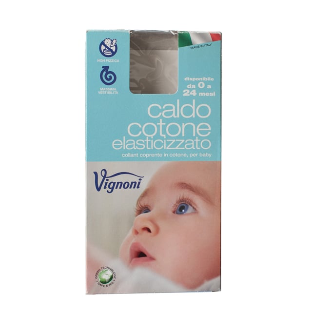 El leotardo para bebés de algodón elástico Super Fit es un esencial en el armario de los más pequeños, diseñado para ofrecer comodidad y libertad de movimiento. Hecho de algodón de alta calidad y un material elástico, este leotardo se adapta perfectamente al cuerpo del bebé, garantizando un ajuste óptimo durante todo el día.

El leotardo de algodón elástico es ideal para una variedad de actividades, desde jugar y explorar hasta ocasiones más formales. Su suave tejido es delicado con la piel sensible de los niños, proporcionando una sensación agradable y cómoda, sin irritación. Además, su gran ajuste permite que los bebés se muevan con facilidad, siendo perfecto para sus primeros pasos y juegos.

Este leotardo es versátil y se puede combinar fácilmente con vestidos, faldas o chaquetas, convirtiéndolo en una elección perfecta para cualquier atuendo. Su diseño y funcionalidad hacen que el leotardo de algodón elástico Great Fit sea una opción práctica para los padres que buscan calidad en la ropa de sus hijos.

El leotardo de algodón elástico para bebés es una elección cómoda y con estilo, proporcionando tanto confort como estilo. En esta prenda, los bebés disfrutarán de un ajuste perfecto y de una gran libertad de movimiento, ¡todo mientras lucen adorables y a la moda!
Composición: 70% algodón, 28% poliamida, 2% elastano  
Cuidados:  
- Lavar a mano.  
- No usar blanqueador.  
- No usar secadora.  
- No planchar.  
- No limpiar en seco.