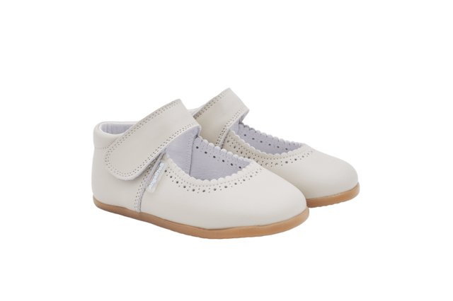 Moderner Look, sieht aus wie Mary Janes. Denn diese Sammlung besteht aus einem neuen, modernen Design mit viel Erfahrung, viel Erfahrung und Erfahrung, wir werden uns nicht nur für sie entscheiden, sondern auch vollständig auf ihre Bedürfnisse eingehen. Respektvolles Design und bis zu 100 % Garantie in Spanien.