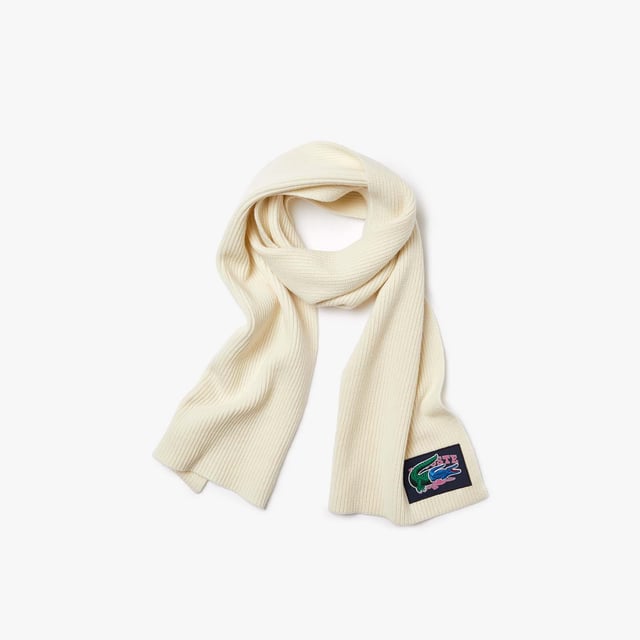 Lacoste Holiday Ribbed Wool Beanie And Scarf Gift Set.- Beanie with turned edge: Protects against the cold.- Crocodile badges on beanie and scarf: Stand out in Lacoste.- Responsible wool: For your wellbeing. And the planet's. Material: 100% Wool. Ref: RB0887XFJ.