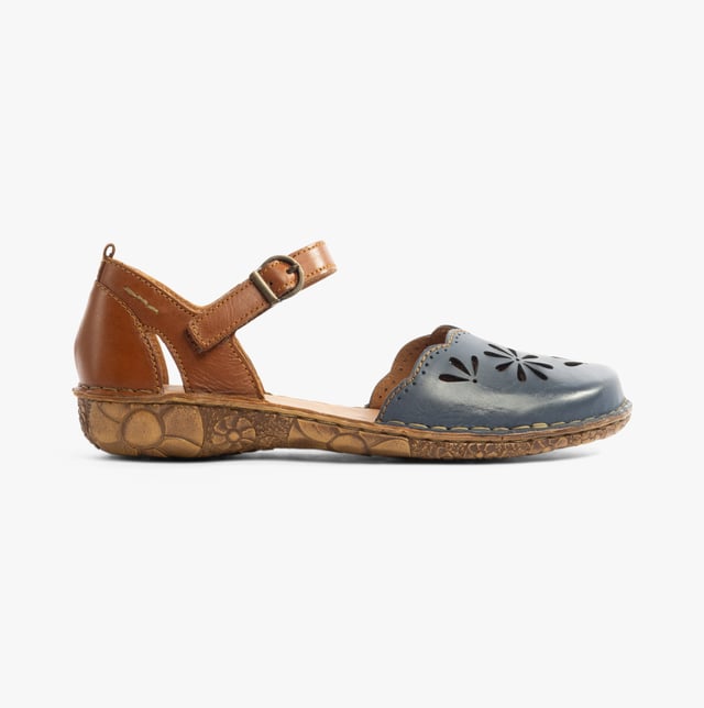 Josef Seibel ROSALIE 04 Womens Sandals Shark-Kombi

  
 *   Upper Material: Leather 
 *  Lining Material: Leather 
 *  Sole Material: Rubber 
 *  Closure/Fastening: Buckle 
 *  Features: Comfort,Lightweight 
 *  Shoe Width: Regular 
 *  Item Weight: 0.4 KG 
 *  Heel Height: Flat (Under 2.5cm) 
 *  Sandal Style: Closed Toe 
 *  Gift Boxed: No  Product Code: 79504-476555