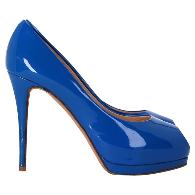 VINTAGE, RRP AS NEW
The Giuseppe Zanotti Peep-Toe Pumps in Blue Patent Leather exude bold sophistication and modern luxury. Crafted from high-shine blue patent leather, these pumps feature a sleek peep-toe design and a stiletto heel, offering a perfect blend of elegance and edge. The striking blue hue adds a pop of color to any outfit, while the iconic Giuseppe Zanotti craftsmanship ensures a comfortable fit and lasting style. These pumps are the ideal choice for making a statement at any event.

Styling Tip: Pair these stunning pumps with tailored black trousers and a crisp white shirt for a refined, fashion-forward look. For a more relaxed outfit, combine them with dark denim and a fitted jacket for a modern, casual chic vibe. The bold blue color makes them a statement piece, so keep accessories minimal and let the shoes do the talking.

 Giuseppe Zanotti Peep-Toe Pumps in Blue Patent Leather

Condition: Very good
Signs of wear: No visible sign of wear. No Mark at insole., Lightly used but very well maintained. Minor mark at soles & creasing, light scuffing at the soles and heels.
Packaging: Dust bag
Color: Blue | blue
Material: Leather | patent leather
Size: IT | 39
Measurements: Heel height: 120; Insole length: 250
SKU: NAPPUDESH457672W