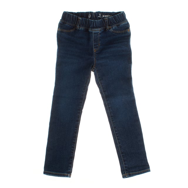 Diese Mädchen-Jeggings bietet maximalen Komfort mit ihrem elastischen Bund, der sich leicht anpassen lässt, ohne dass ein Verschluss erforderlich ist.

 Das Design umfasst insgesamt 5 Taschen und reproduziert den klassischen Jeansstil, jedoch mit der Flexibilität und Leichtigkeit von Leggings.

 Perfekt für einen praktischen und modernen Look, kombiniert es die Funktionalität einer Jeans mit dem Komfort eines elastischen Kleidungsstücks, ideal für den Alltag.
 Komposition: 77 % Baumwolle, 21 % Polyester, 2 % Elasthan
 Pflege:
- Maschinenwäsche kalt.
 - Verwenden Sie beim Waschen ähnliche Farben.
 - Vermeiden Sie die Verwendung von Bleichmitteln.
 - Bei niedriger Temperatur im Trockner trocknen.
 - Bei niedriger Temperatur bügeln.
 - Reinige chemisch nicht.