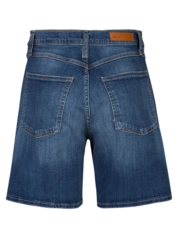 De Replay jeansshorts bieden een casual, moderne look voor warme dagen. Met hun klassieke denim-stijl en comfortabele snit zijn ze perfect voor de zomer. Veelzijdig te combineren, zorgen ze voor een coole, ontspannen uitstraling – ideaal voor dagelijks gebruik of vrije tijd.