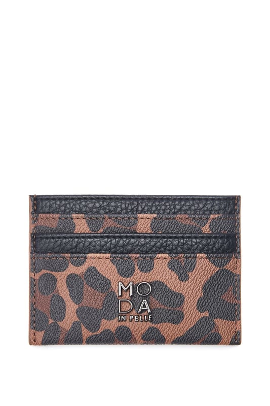 Looking for the perfect gift for a loved one or yourself? Meet Ali, our double sided card holder featuring 6 exterior card slots and on central slot with leopard lining for a pop of something special to the design. This cardholder comes with a Moda gift box.