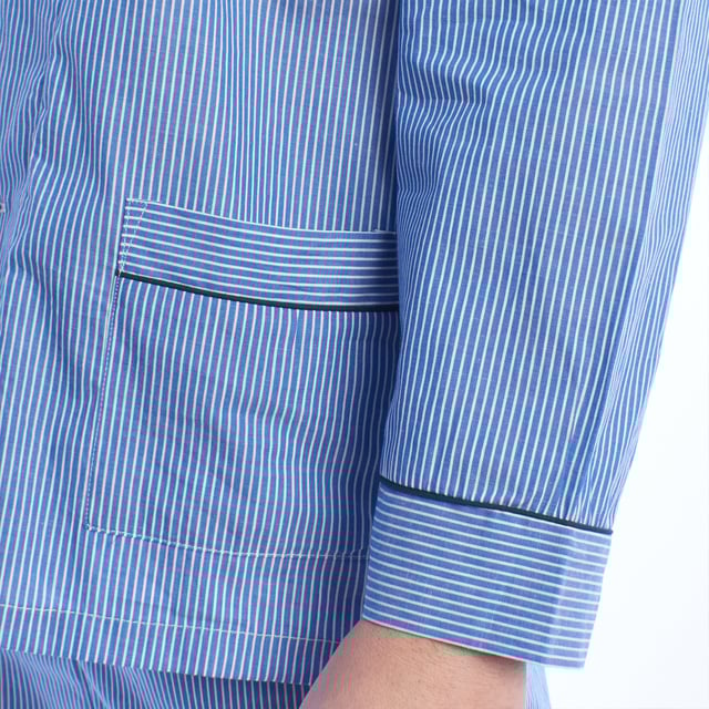 Kisses&Love men's pajamas. Classic men's pajamas made from premium poplin fabric!

 This men's pyjama set combines a long-sleeved shirt and long trousers. Made from soft, breathable materials, it ensures comfort all night long. Ideal for autumn/winter due to its length but also suitable for use all year round, this set offers a perfect balance between style and comfort for a restful night's sleep.

 Exclusive designs and a variety of prints: Men's pajamas are available in different colors of stripes and checks, allowing you to choose between different styles that reflect your personality and taste. From vibrant colors to softer ones, each pajama offers a unique and special touch.

 Easy Care & Durability: Made from durable cotton, the men's cotton pajamas are easy to machine wash and maintain their softness, color and shape wash after wash. This easy maintenance ensures that the pajamas remain a favorite item in your wardrobe, offering durability and practicality over time, especially during the colder seasons.

 Men's pajamas, the perfect gift for Mother's Day, anniversary, Christmas, New Year, birthday, and much more!

 Choose style, quality and comfort with Kisses&Love!
 Composition: 100% Cotton
 Care:
- Wash at max temperature. 30º.
 - Do not use bleach.
 - Do not use a dryer.
 - Iron at low temperature max. 110º.
 - Do not dry clean.