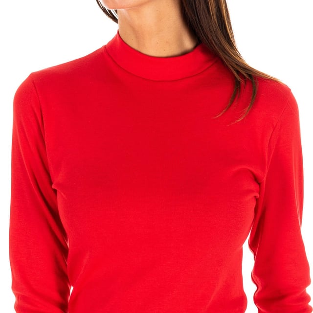 Langarm-T-Shirt „Kisses&Love“. Unterwäsche oder Oberbekleidung, Sie haben die Wahl.

 Entdecken Sie ultimativen Komfort mit unserem Premium-Basic-T-Shirt, das für verschiedene Körpertypen perfekt geeignet ist. Es besteht aus einem weichen, dehnbaren und atmungsaktiven Stoff und bietet ein leichtes Tragegefühl auf der Haut, ideal für den Alltag. Seine schmeichelhafte Passform macht es zu einem Must-have in jeder Garderobe.

 Haupteigenschaften:
 - Aus strapazierfähiger Baumwolle und Polyester.
 - Lange Ärmel.
 - Halbhoher Halsausschnitt mit gerippter Verarbeitung.
 - Einstellbar und bequem.

 Unser Langarm-T-Shirt für Damen eignet sich perfekt zum alleinigen Tragen oder als Unterwäsche. Es passt problemlos zu jedem Outfit, vom lässigen Look bis zum Tragen unter Jacken an kälteren Tagen.

 Unsere T-Shirts sind für jede Körperform geeignet und in den Größen XS bis XXL erhältlich. Sie gewährleisten eine bequeme und schmeichelhafte Passform für jeden. Sein dehnbarer, atmungsaktiver Stoff sitzt ohne einzuengen und bietet Bewegungsfreiheit und höchsten Tragekomfort bei jeder Gelegenheit.

 Entscheiden Sie sich mit Kisses&Love für Stil, Qualität und Komfort und gönnen Sie sich etwas!

 Größenäquivalenz: 40=XS / 44=S / 48=M / 52=L / 56=XL / 60=XXL
 Komposition: 50 % Baumwolle, 50 % Polyester
 Pflege:
- Bei maximaler Temperatur waschen. 40º.
 - Verwenden Sie kein Bleichmittel.
 - Benutzen Sie keinen Trockner.
 - Bei maximaler Temperatur bügeln. 110º.
 - Reinige chemisch nicht.