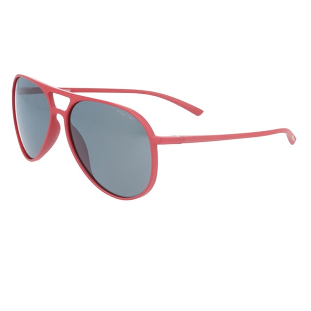 If you like to wear the latest in fashion and accessories are vital for your overall image, don't miss out on the Kodak CF90022 Men's Sunglasses.

 Shape and design:
 These Kodak men's sunglasses feature an aviator design with large lenses and a double top bar.

 Frame Material:
 Made from TR-90, an ultra-light, flexible and resistant material, these sunglasses guarantee durability and comfort during prolonged use.

 Sideburns:
 The temples are also made of TR-90, offering a secure and ergonomic fit for added comfort.

 Brand details:
 They include the engraved Kodak logo on the temples, ensuring authenticity and quality in design.

 Glasses:
 Polarized: Yes.
 Progression: Yes, compatible with progressive lenses.
 Graduation: Yes, adaptable to prescription lenses.
 100% UV400 protection.

 The color of the sunglasses lenses may vary slightly from the images due to lighting effects or adjustments in the material finish, but they will always retain their style and quality!
 Measures: Lens height: 51 mm. Lens width: 58 mm. Bridge: 14 mm. Temples: 140 mm.
 Composition: Nylon, TR-90
 Care:
Use a microfiber cloth to clean the lenses and avoid scratches.