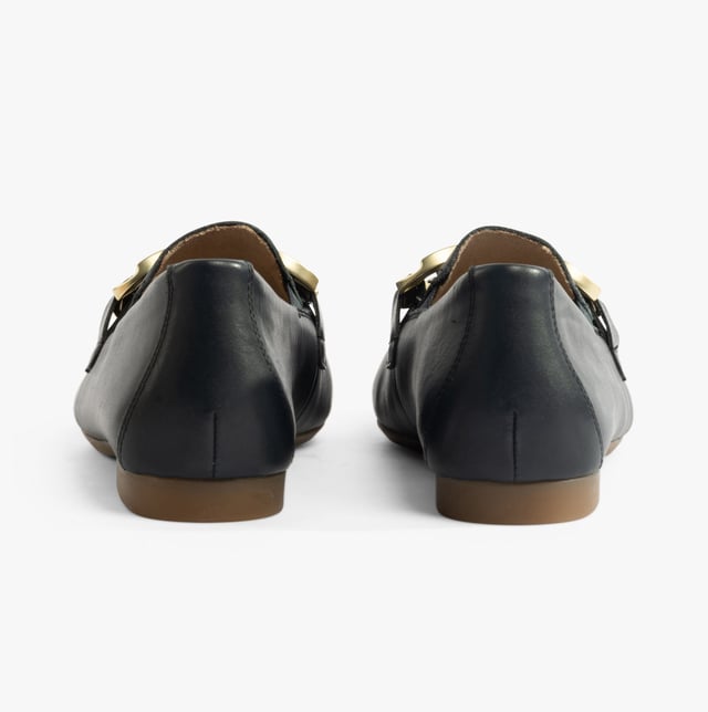 Remonte D0K09-14 Womens Shoes Blue

  
 *   Upper Material: Leather 
 *  Lining Material: Textile 
 *  Sole Material: Synthetic 
 *  Features: Comfort,Breathable 
 *  Toe Shape: Round 
 *  Shoe Width: Regular 
 *  Item Weight: 0.5 KG 
 *  Heel Height: Flat (Under 2.5cm) 
 *  Shoe Style: Loafer 
 *  Gift Boxed: No  Product Code: D0K09-14