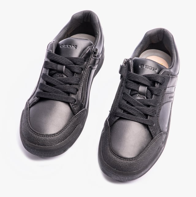 GEOX ARZACH Boys Lace-Up Black School Shoes

  
 *   Upper Material: Synthetic 
 *  Lining Material: Fabric 
 *  Sole Material: Rubber 
 *  Closure/Fastening: Lace-Up 
 *  Features: Adjustable 
 *  Toe Shape: Round 
 *  Shoe Width: Regular 
 *  Item Weight: 0.918 KG 
 *  Heel Height: Flat (Under 2.5cm) 
 *  Shoe Shaft Height: Low Top 
 *  Shoe Style: School 
 *  Gift Boxed: No  Product Code: J844AD-05443-C9999