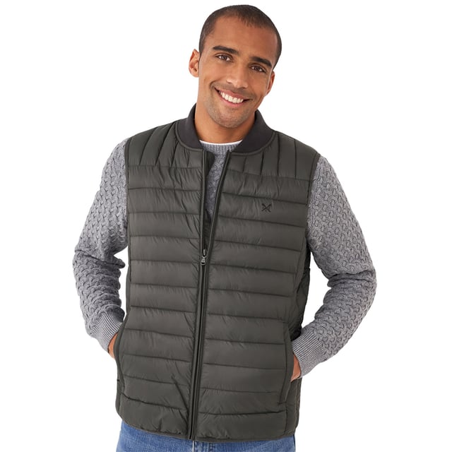 A must-have gilet. Cushioned to keep the heat in with a funnel neck, two pockets and an exposed zip pull, it’s filled with a feather-free wadding that’s as cosy as it is lightweight. Layer over a jumper.