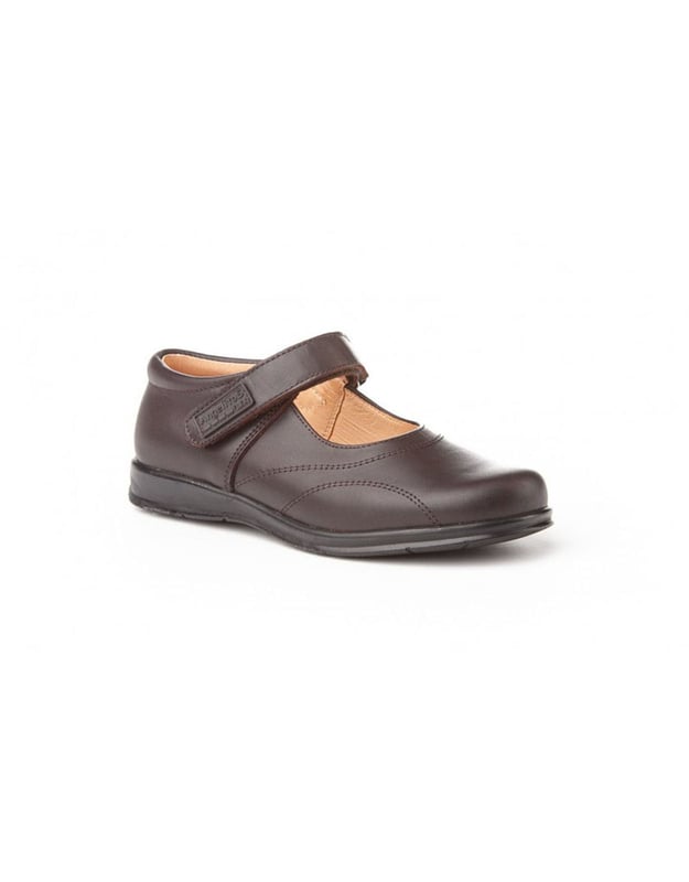 Eine klassische Linie. Bequem und flexibel, ideal für Schuluniformen. Schulballerina-Schuh aus Rindslackleder mit Go & Back-Klettverschlusssystem. Der Innenraum besteht aus Naturlederfutter, Zehen- und Fersenschutz, Innensohle mit anatomischem Steg und rutschfester Gummisohle. In Spanien entworfene und hergestellte Schuhe.