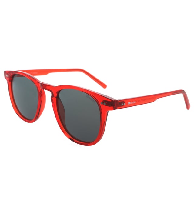 If you like to wear the latest in fashion and accessories are vital for your overall image, don't miss out on the Kodak CF90007 Unisex Sunglasses.

 Shape and design:
 - Kodak sunglasses with a classic round shape.

 Frame Material:
 - The frame of these sunglasses is made of polycarbonate, a material known for its impact resistance and lightness.

 Sideburns:
 - The temples are also made of polycarbonate, matching the frame material.

 Brand details:
 - Kodak branding on temples.

 Glasses:
 - Polarized: Yes.
 - Progression: Yes, compatible with progressive lenses.
 - Graduation: Yes, adaptable to your visual needs.
 - 100% UV400 protection.

 The color of the sunglasses lenses may vary slightly from the images due to lighting effects or adjustments in the material finish, but they will always retain their style and quality!
 Measures: Lens height: 44 mm. Lens width: 48 mm. Bridge: 21 mm. Temples: 145 mm.
 Composition: Polycarbonate
 Care:
Use a microfiber cloth to clean the lenses and avoid scratches.