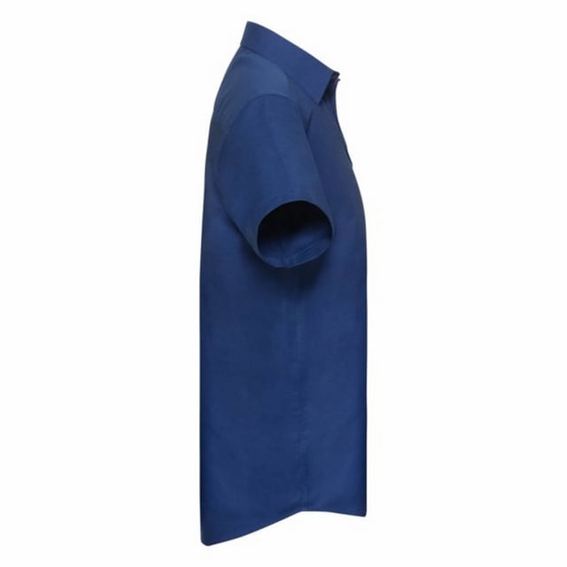 70% Cotton, 30% Polyester. Design: Plain. Fastening: Button. Neckline: Collared. Sleeve-Type: Short-Sleeved. Curved Hem. Length: R.