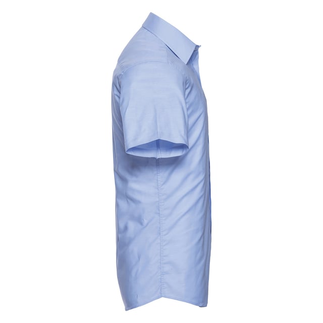70% Cotton, 30% Polyester. Design: Plain. Fastening: Button. Neckline: Collared. Sleeve-Type: Short-Sleeved. Curved Hem. Length: R.
