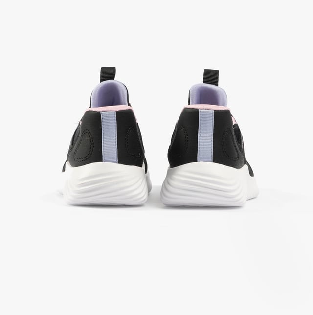 Skechers BOUNDER - SIMPLE CUTE Girls Trainers Black

  
 *   Upper Material: Synthetic/Mesh 
 *  Lining Material: Textile 
 *  Sole Material: Rubber 
 *  Closure/Fastening: Bungee Stretch Laces 
 *  Features: Comfort,Memory Foam 
 *  Toe Shape: Round 
 *  Shoe Width: Regular 
 *  Item Weight: 0.5 KG 
 *  Heel Height: Low (2.5-4.9cm) 
 *  Shoe Shaft Height: Low Top 
 *  Trainer Style: Casual 
 *  Gift Boxed: No  Product Code: 303585N/BLK