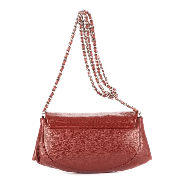 Chanel Bolsas Timeless Crossbody Wallet on Chain  Bolso bandolera en Borgoña Piel de becerro y Plata hardware. El producto está en en Perfectas Condiciones (AA).
  Dimensiones: 23x13x3 cm 
  Accesorios incluidos: "Sticker, Dustbag"
    
  BrandCo Paris encuentra artículos raros y en las mejores condiciones a precios increíbles. ¡Vale la pena tener paciencia! Compra con confianza: todos los artículos de BrandCo Paris son seleccionados y autenticados cuidadosamente por nuestro equipo de expertos.
  Todos los artículos vienen con un certificado de autenticidad y un embalaje entregado por BrandCo Paris.
  Tabla de clasificación de la condición del artículo
  N (como nuevo)
  AA (perfecto estado)
  A (excelente estado)
  AB (muy buen estado)
  B (bueno/regular)