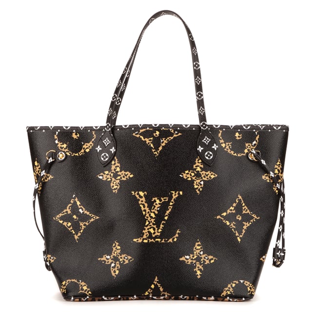Louis Vuitton Bolsas Ltd. Ed. Jungle Neverfull MM Bolso bandolera en Marrón Lona recubierta y Latón dorado hardware. El producto está en en Perfectas Condiciones (AA).
  Dimensiones: 31x28.5x17 cm 
  Accesorios incluidos: "Dustbag, Box"
    
  BrandCo Paris encuentra artículos raros y en las mejores condiciones a precios increíbles. ¡Vale la pena tener paciencia! Compra con confianza: todos los artículos de BrandCo Paris son seleccionados y autenticados cuidadosamente por nuestro equipo de expertos.
  Todos los artículos vienen con un certificado de autenticidad y un embalaje entregado por BrandCo Paris.
  Tabla de clasificación de la condición del artículo
  N (como nuevo)
  AA (perfecto estado)
  A (excelente estado)
  AB (muy buen estado)
  B (bueno/regular)