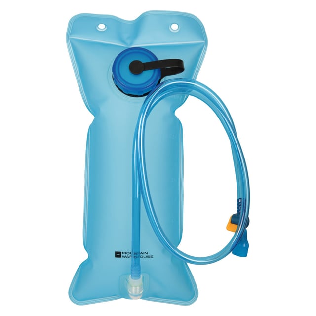 Material: TPR. BPA Free, Durable, Lightweight. Bite Valve. Suitable for: Outdoor Use. Capacity: 2L.