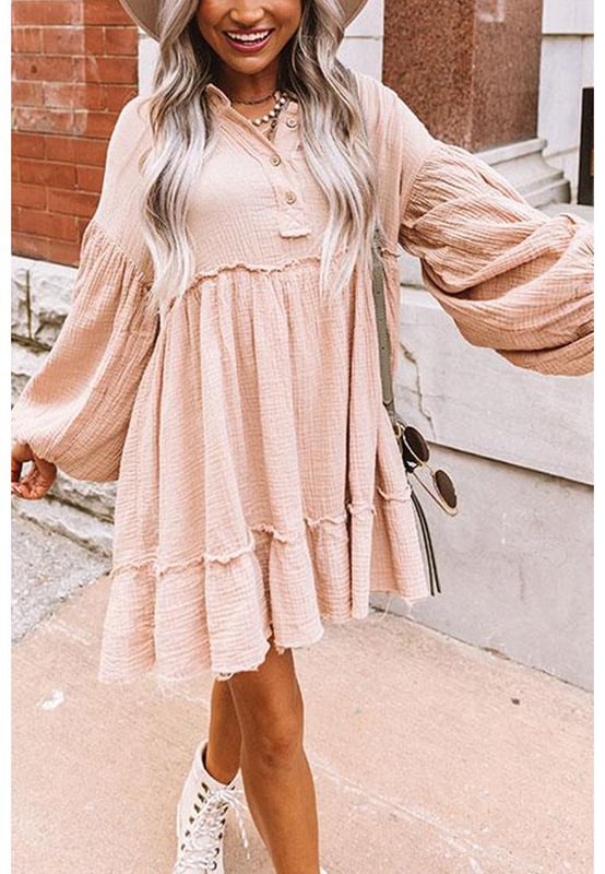 Haver Crinkle Distressed Puff Sleeve Flared Dress  
  Uniek crinkle ontwerp voegt textuur en diepte toe  
  Puffmouwen voegen een vleugje drama toe  
  A-lijn rok creëert een flatterende silhouet  
  Perfect voor elke gelegenheid  
  Geslacht: Anders  
Materiaal: 100% Katoen