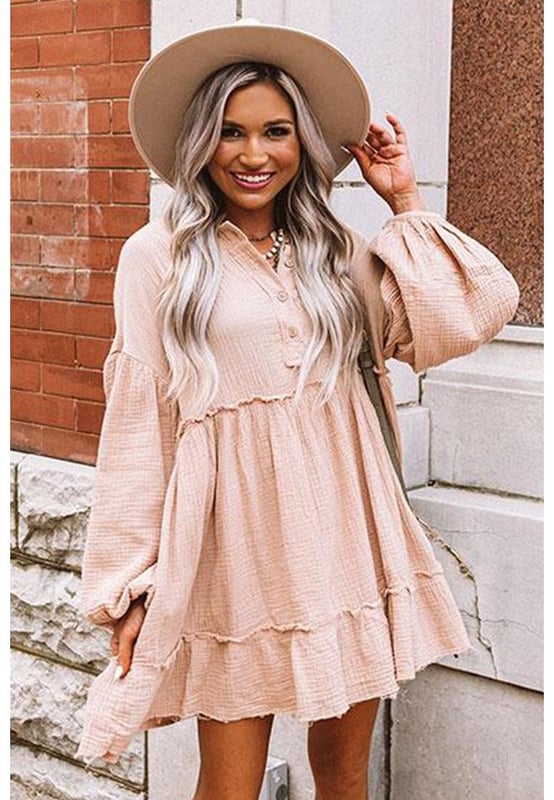 Haver Crinkle Distressed Puff Sleeve Flared Dress  
  Uniek crinkle ontwerp voegt textuur en diepte toe  
  Puffmouwen voegen een vleugje drama toe  
  A-lijn rok creëert een flatterende silhouet  
  Perfect voor elke gelegenheid  
  Geslacht: Anders  
Materiaal: 100% Katoen
