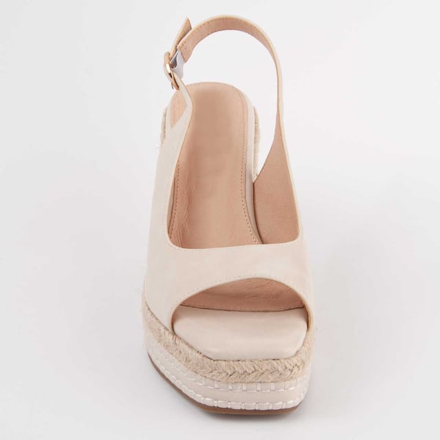 Espadrille-Sandale mit Keilabsatz für Damen. Innensohle aus 100% natürlichem Leder. Bequeme Passform. Hergestellt von anderen Marken für unsere Marke. Ungefährer Maße: 9 cm Keil und 3 cm Plateau.