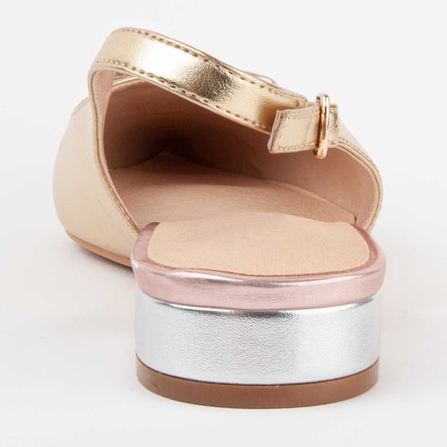 Casual Ballerinas für Damen. Innensohle aus 100% natürlichem Leder. Bequeme Passform. Hergestellt von anderen Marken für unsere Marke.