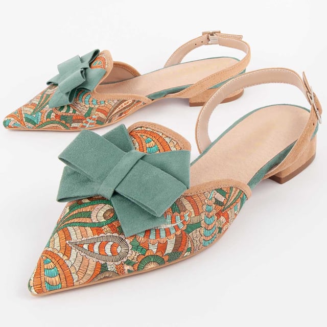 Women's casual ballerina. Insole made of 100% natural leather. Comfortable fit. Manufactured by other brands for our brand.
