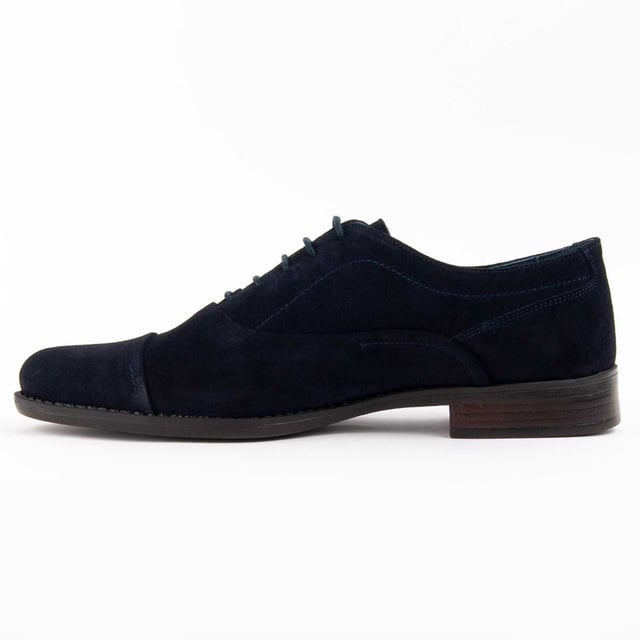 Garantía Purapiel, 10 años de garantía. Zapato casual para hombre. Fabricado en cuero 100% natural libre de Cromo VI. Materiales de máxima calidad. Fabricado por otras marca para nuestra marca.