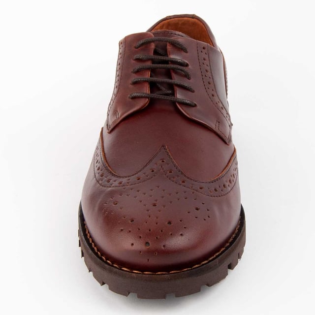 Garantía Purapiel, 10 años de garantía. Zapato casual para hombre. Fabricado en cuero 100% natural libre de Cromo VI. Materiales de máxima calidad. Fabricado por otras marca para nuestra marca.