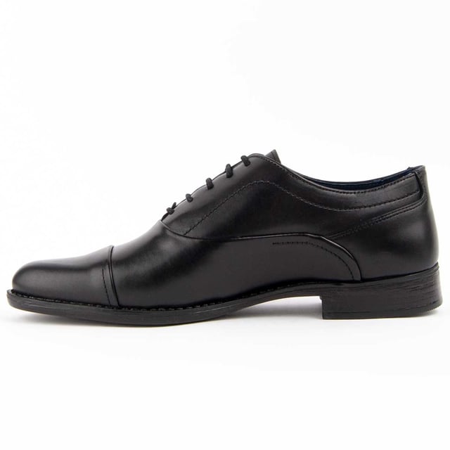 Purapiel warranty, 10-year guarantee. Men's casual shoe. Made of 100% natural leather, free of Chromium VI. Highest quality materials. Manufactured by other brands for our brand.