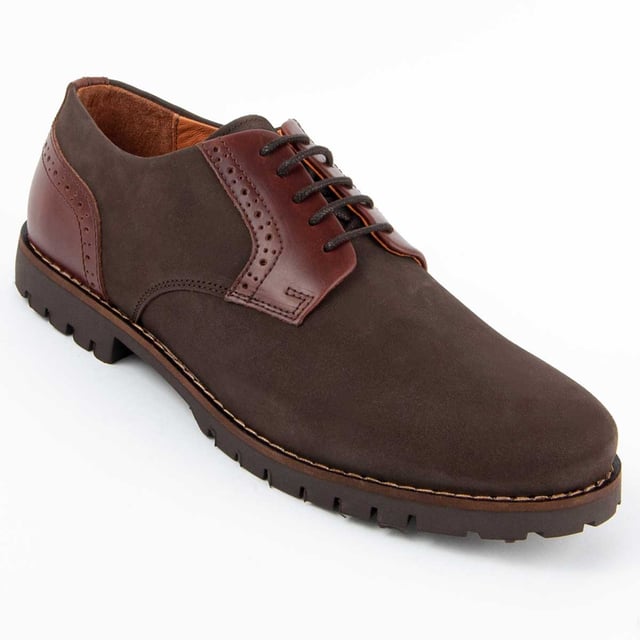 Garantía Purapiel, 10 años de garantía. Zapato casual para hombre. Fabricado en cuero 100% natural libre de Cromo VI. Materiales de máxima calidad. Fabricado por otras marca para nuestra marca.