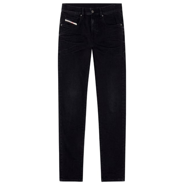 Diesel Black Denim, Diesel Branding på stort märke ovanför bakfickan och myntfickan, 99 % bomull, 1 % elastan stretchjeans, tillverkad i Tunisien, Slim Fit, avsmalnande ben, knäppning, svarta jeansjeans