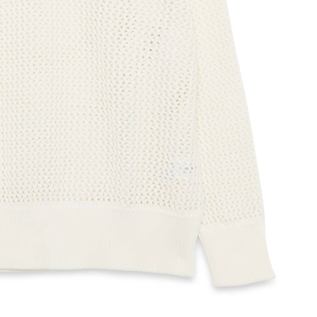 Color: Blanco Mangas: Largas Escote: Redondo Detalles: Acanalado Largo: Regular Ajuste: Regular