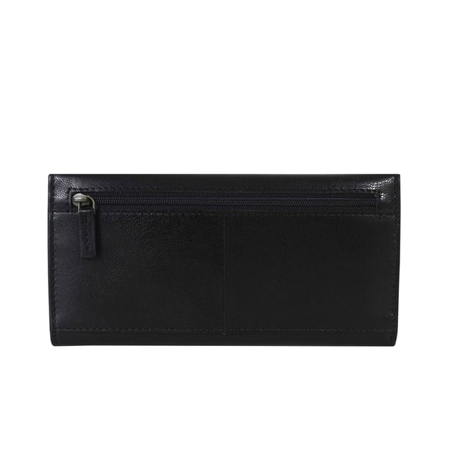 The ‘Claire’ flapover ladies purse is handcrafted with the Assots premium 'Giovani' Italian Polished vegetable tanned leather. Equipped with RFID technology, this practical ladies purse features a magnetic fastening closure with plenty of room to organise your cash, cards and coins. This large leather ladies purse is perfect to compliment your handbag and fits in easily. Stay safe and organised with ‘Claire’ the perfect addition to your collection of purses ideal for all outfits and occasions.
Secured flap over magnetic fastening closure to store your essentials safely and securely. Foldover flap design. Equipped with RFID technology for safety.
Additional back zip pocket to ensure you don’t run out of space. Two note compartments. Eight internal card compartments. Two windowed ID slots. Assots branded lined interiors. Lightweight for easy carry. Fittings Colour: Clean Brass. Composition: Body: 100% Genuine Leather. Lining: 100% Cotton.
DISCLAIMER : All pictures shown are for illustration purpose only. Actual product colour may vary due to different ambience lighting or the screen display settings. Size - W20cm x H10.5cm x D2.5cm.