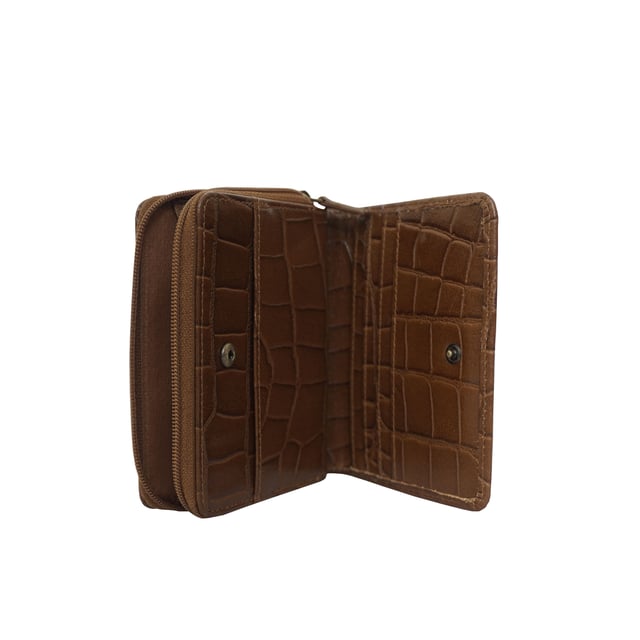 The 'Jolly' compact RFID equipped wallet purse is perfectly handcrafted with premium vintage Croc real leather for that designer look. This timeless design wallet purse easily fits in your bag or pocket featuring multiple card slots, slip pockets and a zip pocket. Organise your belongings with ease with 'Jolly' the perfect medium sized wallet purse.
Riveted closure for safe and secure storage. Zip compartment for you to store your coins and keys. Equipped with RFID technology to keep you safe from modern theft. Three card slots and three slip pockets for you to store your cards and notes. Compact size fitting easily in your bag or pocket. Fittings: Clean Brass. Composition: Body: 100% Genuine Leather. Lining: Polyester.
DISCLAIMER : All pictures shown are for illustration purpose only. Actual product colour may vary due to different ambience lighting or the screen display settings. Size- W11cm x H9.5cm x D2cm.