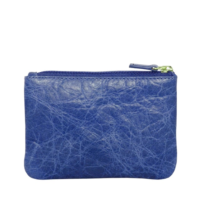 Keep things simple with this small coin purse crafted from super soft and supple natural grain Nappa leather. Featuring a simple compartment that opens along the top, the 'Mary' has a fully lined matching interior that is ideal for the basics. Comes in four more bright colours to spot easily in your bag.
Zip top closure. Zip pocket at the front. Embellished with gold metal zippers and an inimitable Assots London golden foil embossed logo. Fittings: Gold 
Composition: Body: 100% Genuine Leather. Lining: 100% Polyester.
DISCLAIMER : All pictures shown are for illustration purpose only. Actual product colour may vary due to different ambience lighting or the screen display settings. Size- W12.5cm x H9cm.