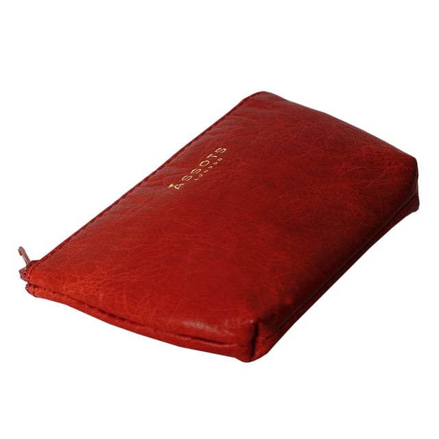 Assots 'Diana' is a cute mini leather accessory handcrafted to compliment your collection of genuine leather handbags. Its simple, compact and t-gusset design is what makes this leather coin purse super practical and purposeful. Whether you prefer to carry one in lieu of a purse or keep one filled with change tucked inside your handbag, these pretty little things come in assorted colours.
Develops a unique rich patina with use to cherish over the years to come. Secured zip top closure. T-gusset design provides extra space. Embellished with an Assots London golden foil logo in the front. Opens to a fully lined interior in matching colour. Composition: Body: 100% Genuine Leather Lining: Polyester.
DISCLAIMER : All pictures shown are for illustration purpose only. Actual product colour may vary due to different ambience lighting or the screen display settings. Size- W13cm x H8.5cm x D2cm.