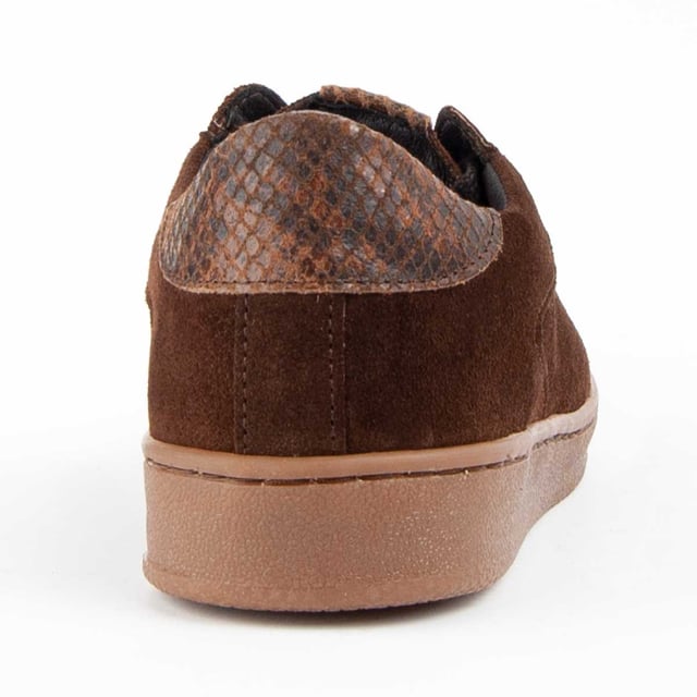 Purapiel warranty, 10-year guarantee. Women's casual sneaker. Exterior made of natural leather. Comfortable fit. Manufactured by other brands for our brand.