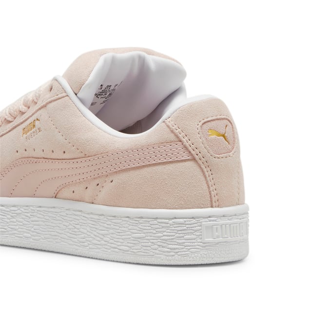 PRODUCT STORY: This fresh take on the classic Suede draws inspiration from PUMA’s heritage within breakdancing and its influence on modern streetwear. The Suede XL retains the Suede’s iconic DNA, but gives it a twist with an exaggerated padded collar and tongue, plus a chunkier sole. This execution features a full suede upper with a leather Formstrip. FEATURES & BENEFITS: PUMA’s leather products support responsible manufacturing via the Leather Working Group.DETAILS: Suede upper; Leather Formstrip; Suede tongue with mesh binding; Debossed and foil-printed PUMA branding on quarter panel; Mesh lining; Mesh sockliner; Rubber midsole; Rubber outsole; Lining: Textile, Other; Outsole: Rubber; Upper: Leather; Sockliner: Textile.