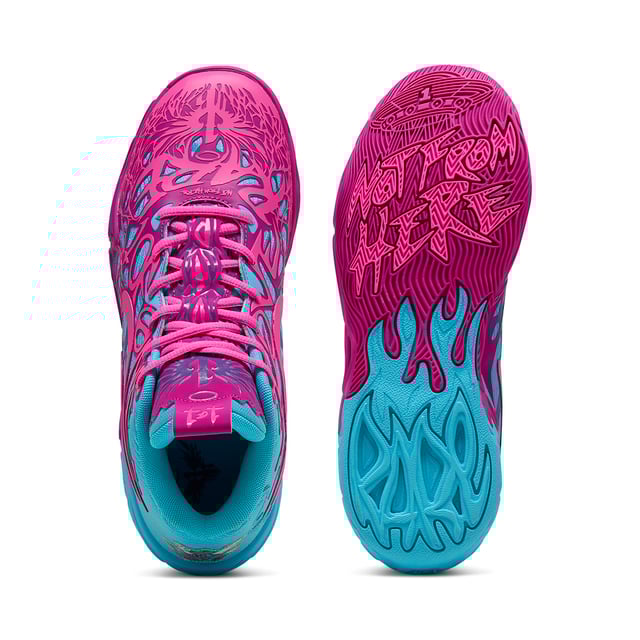 PUMA Unisex MB.04 Iridescent Basketball Shoes PRODUCT STORY: Add dimension to your style and your game with LaMelo Ball’s latest signature shoe, the MB.04 Iridescent. Appearing in an attention-grabbing blue and purple colorway, the MB.04 is engulfed in alien tentacles with Melo phrases hidden in the design. It features a supportive double-layered mesh upper and NITROFOAM™ cushioning for on-court power, plus an iridescent hornet at the heel. FEATURES & BENEFITS: NITROFOAM™: Advanced nitrogen-injected foam designed to provide superior responsiveness and cushioning in a lightweight package; 5D PRINTED UPPER: A raised, multi-layered design takes over the shoe like alien tentacles; MELO DNA: Melo phrases like 1 OF ONE and RARE are hidden throughout the design; UNIQUE HEEL LOGO: An iridescent hornet graphic stands out at the heel. DETAILS: Regular fit; Woven mesh upper; Lace closure; TPU heel counter; PUMA branding details; The sole features a hovering spaceship, NOT FROM HERE and RARE wording, and flames at the heel.
